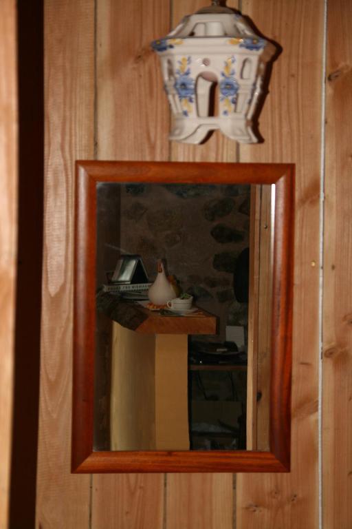 Chambres D'Hotes La Cime Beaujolaise Poule-les-Echarmeaux Luaran gambar