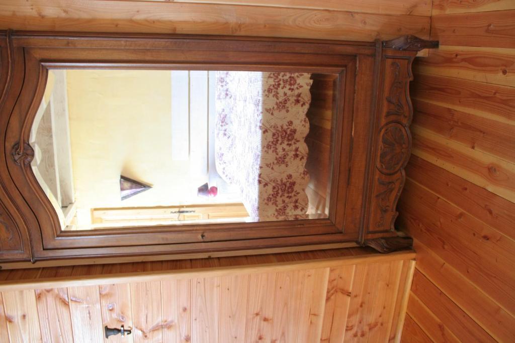 Chambres D'Hotes La Cime Beaujolaise Poule-les-Echarmeaux Luaran gambar