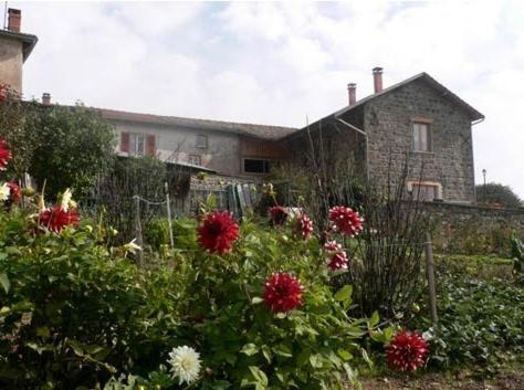 Chambres D'Hotes La Cime Beaujolaise Poule-les-Echarmeaux Luaran gambar